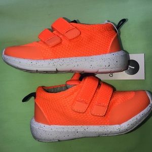 NWT neon orange Cat & Jack sneakers (0524)